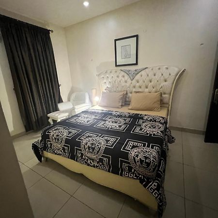 Greens Manor VI Лагос Екстериор снимка