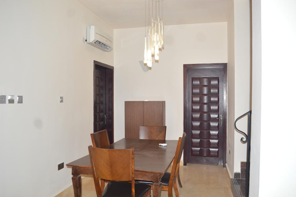 Greens Manor VI Лагос Екстериор снимка